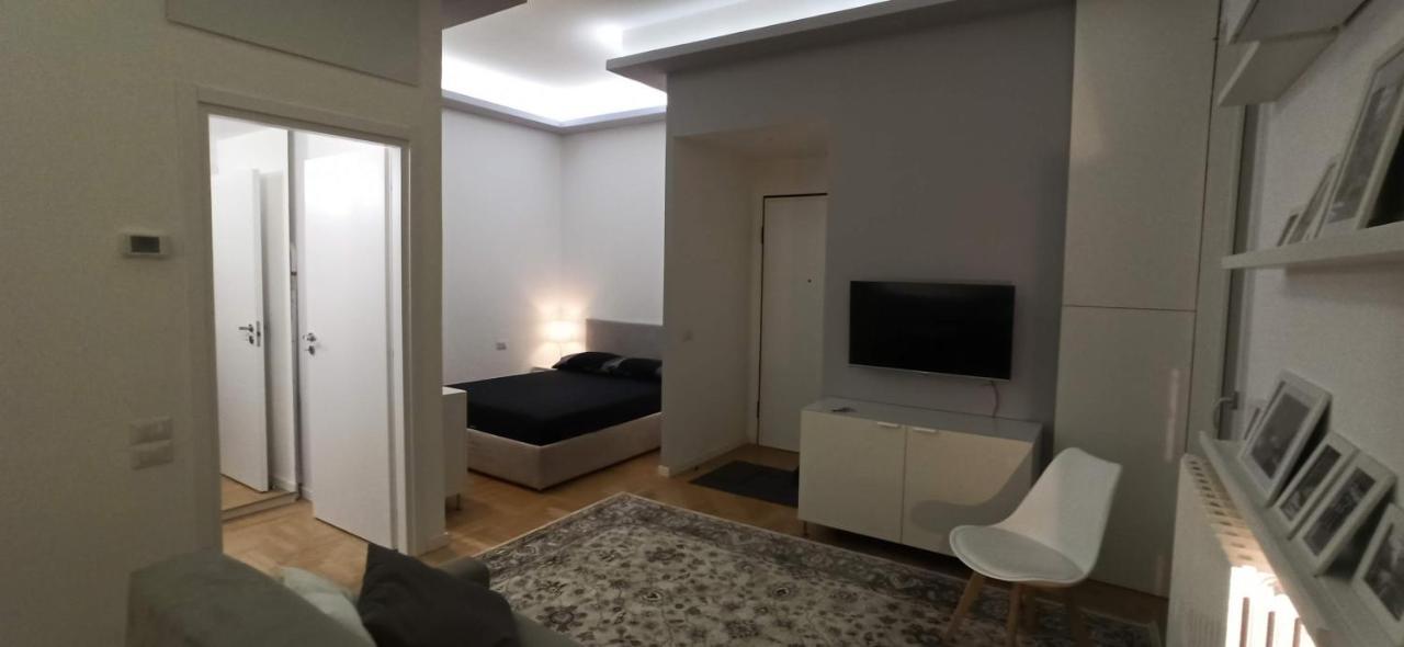Apartamento Luxury House Lupetta 3 Milán Exterior foto