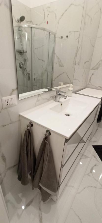 Apartamento Luxury House Lupetta 3 Milán Exterior foto